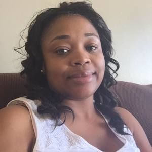 Meet your Posher, Ebony